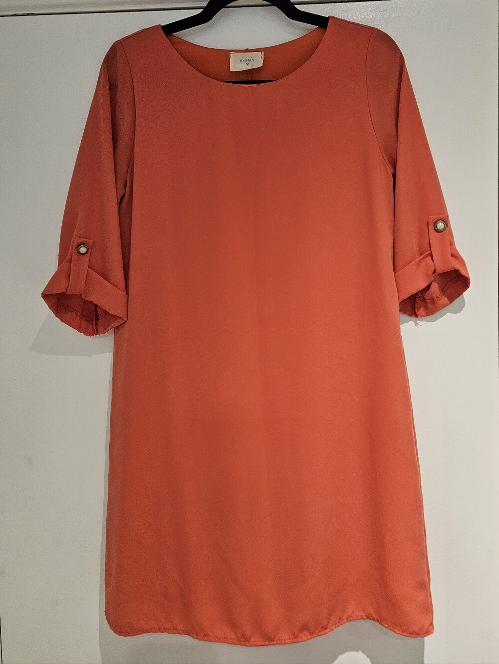 Everly Coral Cuffed 3/4 Sleeve Shift Dress - Size S (Style DR1737)